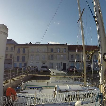 Chambres d'Hotes La Rive Mortagne-sur-Gironde Extérieur photo