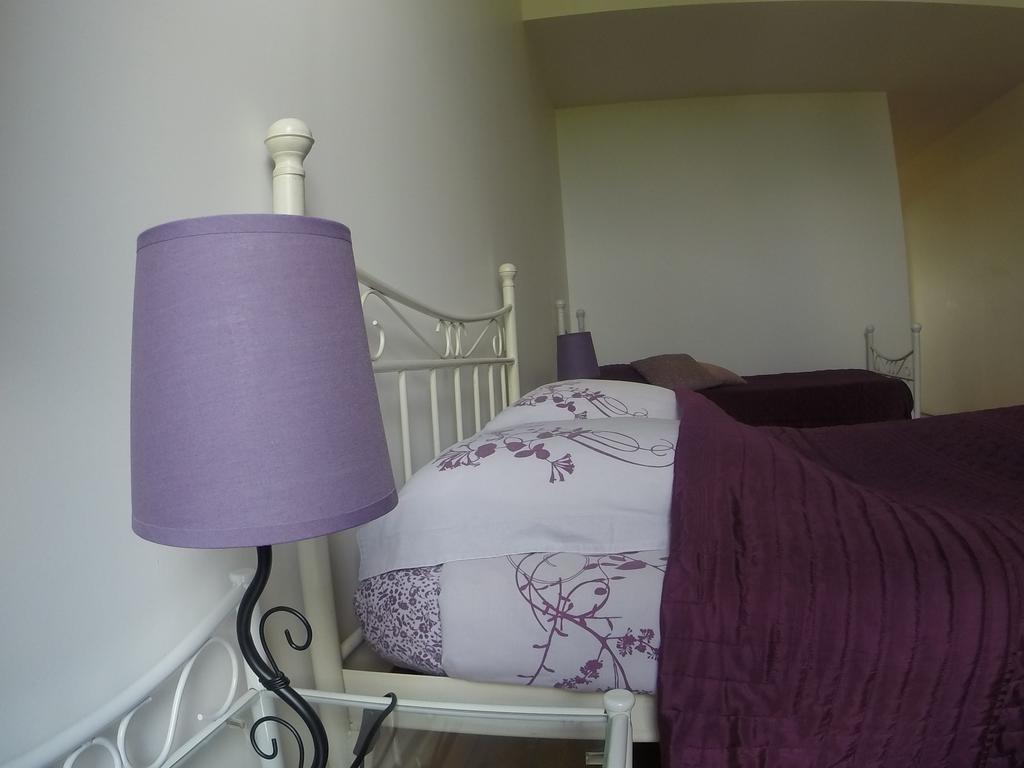Chambres d'Hotes La Rive Mortagne-sur-Gironde Chambre photo